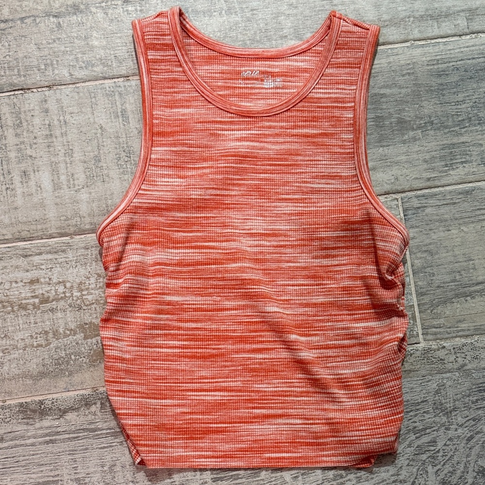 Aerie coral tank